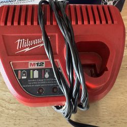 12v Milwaukee 