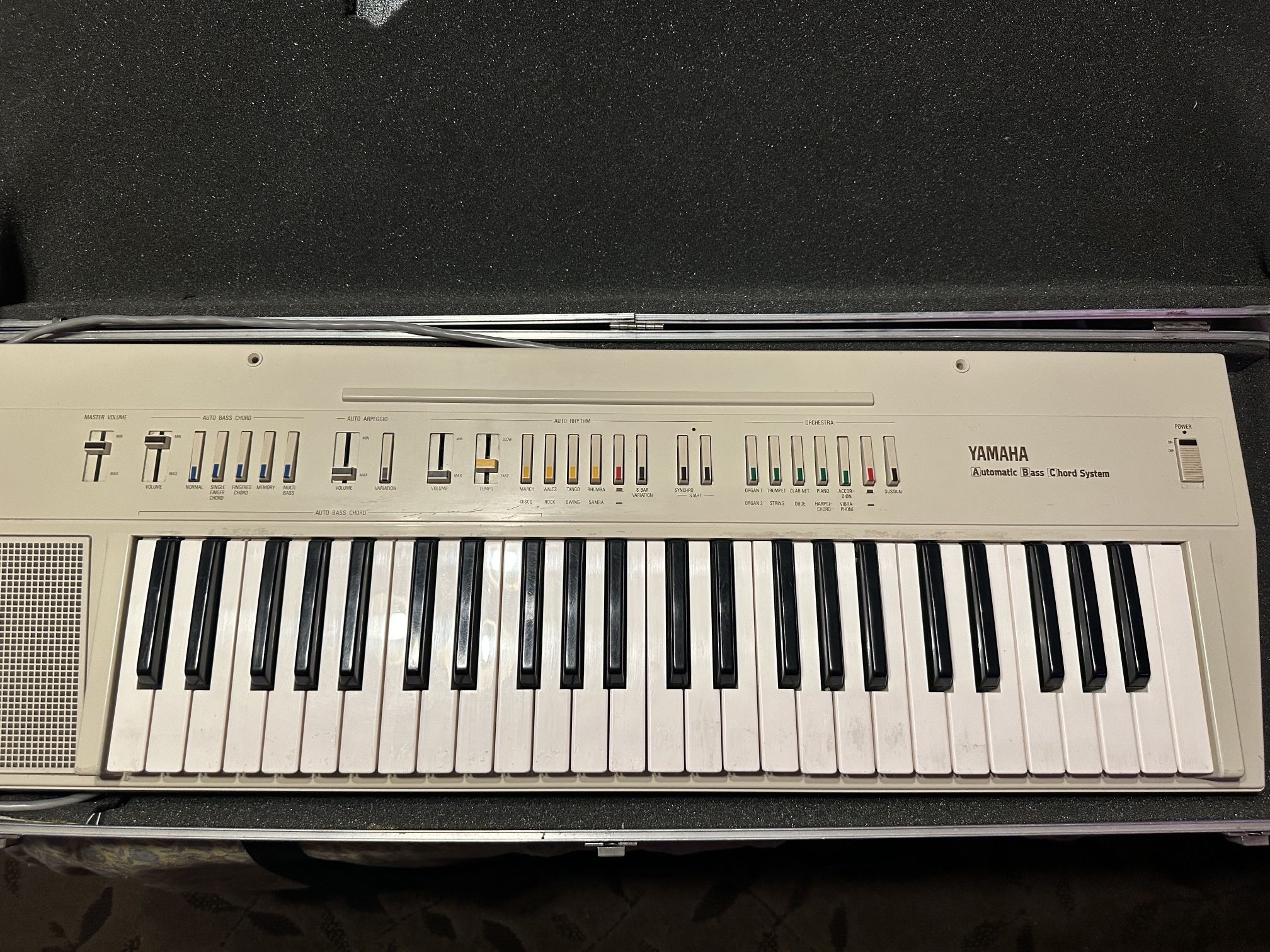 Yamaha PS 20 Keyboard Beach House Synthesizer with Case