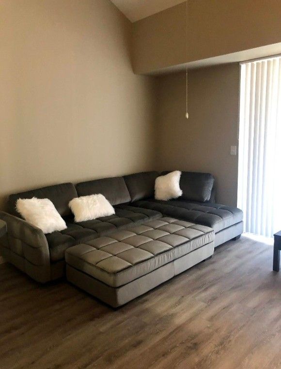 Large Sectional Couch With Ottoman