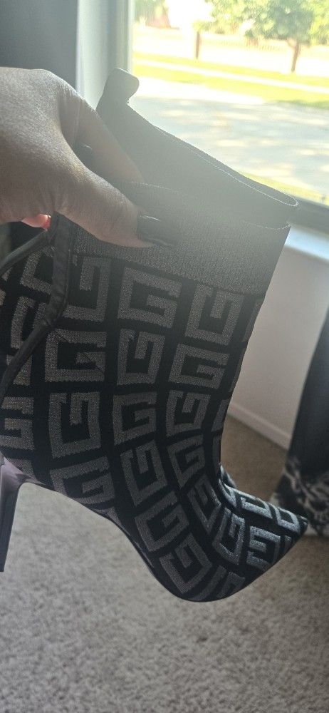 Guess Boots Never Warn