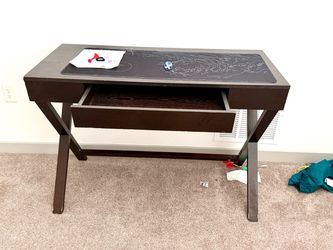 Woden office table