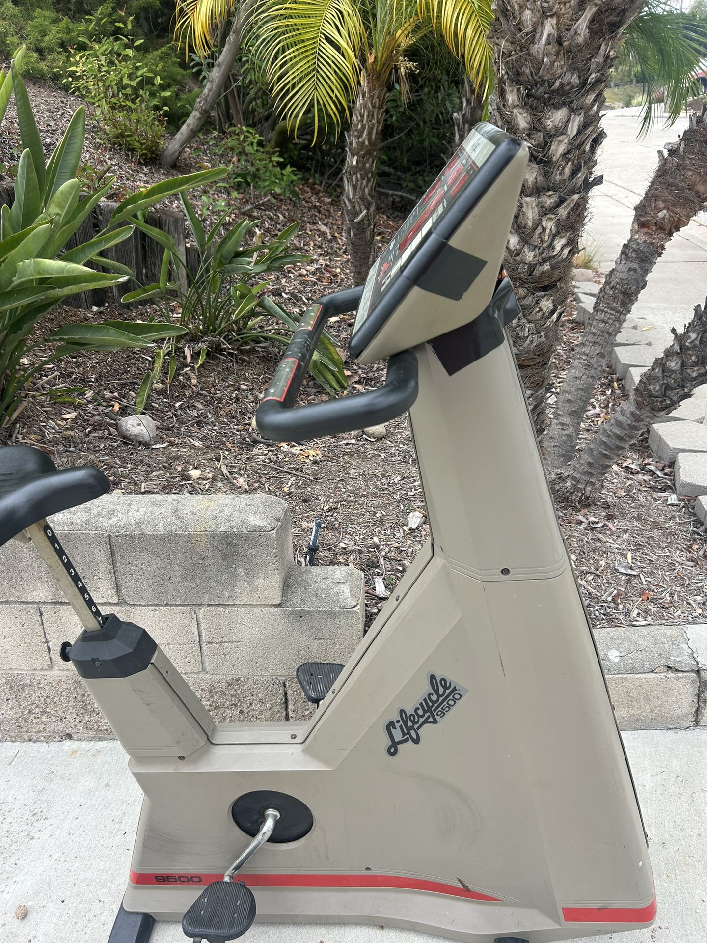 Lifecycle 9500 FREE