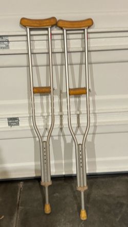 Adult Adjustable Aluminum Crutches – Pair – $25