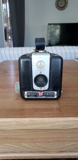Brownie Hawkeye tlr