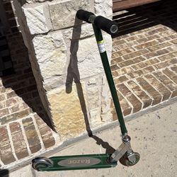 Razor scooter