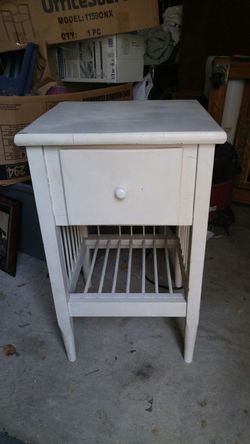 Nice Shebb White table