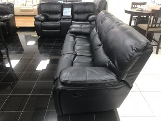 COMFY NEW MADRID MANUAL RECLINING SOFA AND LOVESEAT SET ON SALE ONLY $899. SAME DAY DELIVERY. NO CREDIT CHECK FINANCING