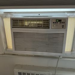 GE AC Unit 11,600 BTU