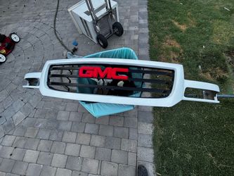 99-06 gmc sierra grille