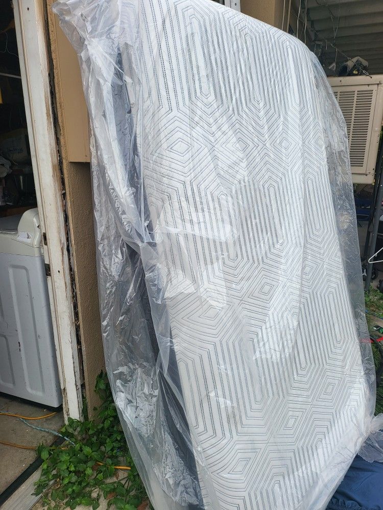 Twin Mattress
