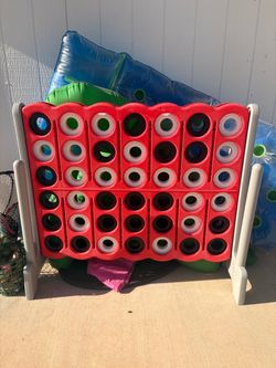 Connect 4 jumbo yard game.
