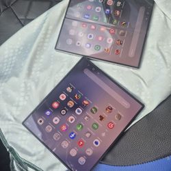 AT&T FOLD 6  256GB ($1300)