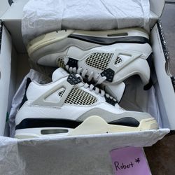 Air Jordan 4 Military Black