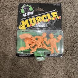 aliens muscle figures