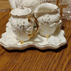 Porcelain Tea Set