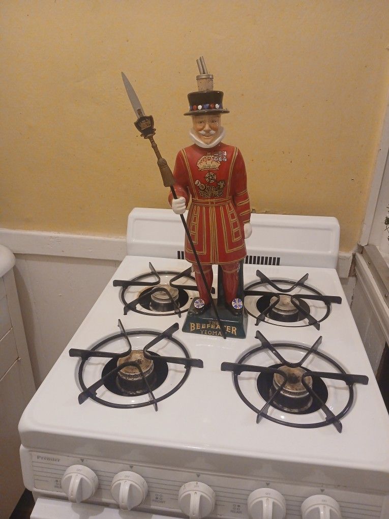 The Beefeater Yeoman