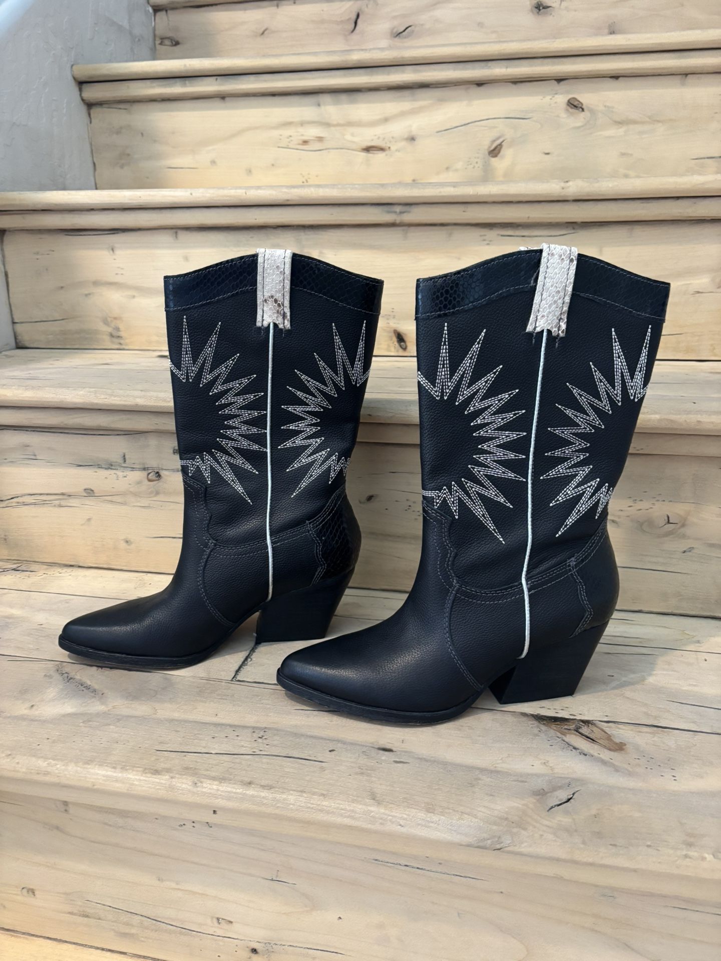 Dolce vita mid calf boot size 6.5
