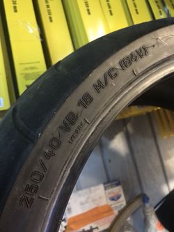 Bike tire 260/40R 18 Rear Tire Metzeler ME880