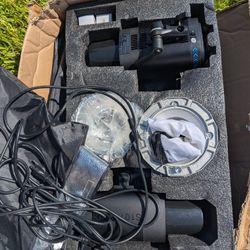 Neweer Photography Flashes Set Of 2