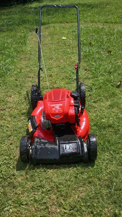725 Crasfman self propelled lawnmower