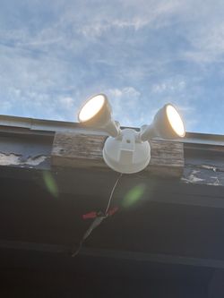 Dual-Head Outdoor Flood Light Fixture