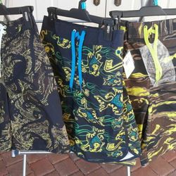BOYS SIZE (10-12) SWIM TRUNKS...BRAND NEW