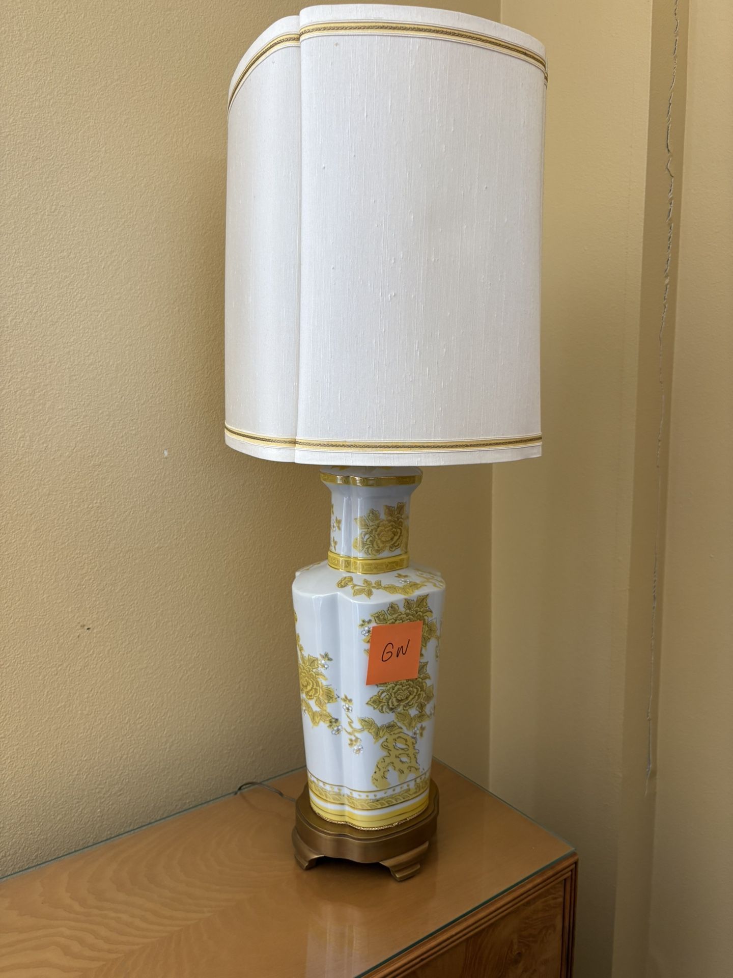  Antique Lamp