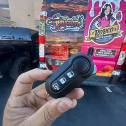 Llaves Y Controls De Autos / Car Key Program