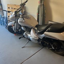 Suzuki M50