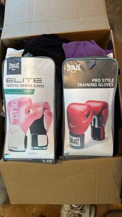 Boxing gloves NEW