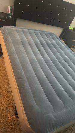 Two Queen Size Air mattress