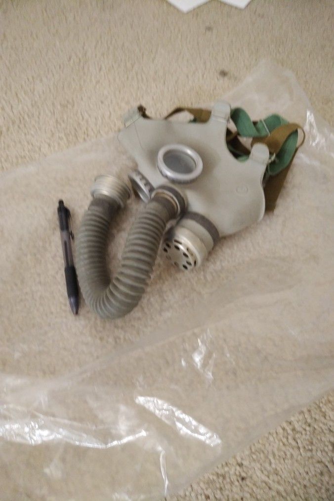 Kids Gas Mask Halloween Prop