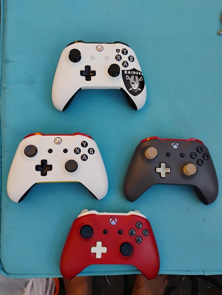 Xbox Controllers