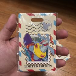 Disney Destination D23 MOG Blizzard Beach Ice Gator Park Stamps Pin