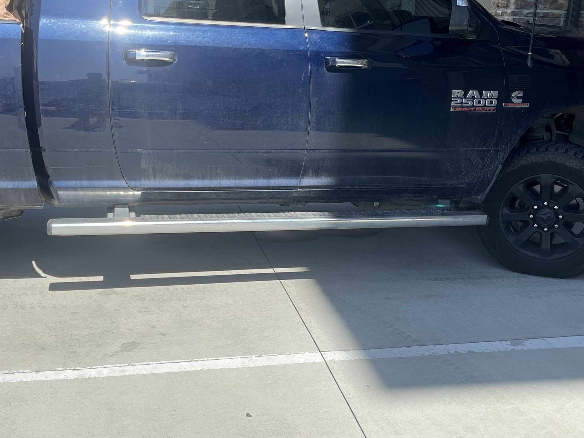 RAM 2500 Mega Can OEM running Board Steps