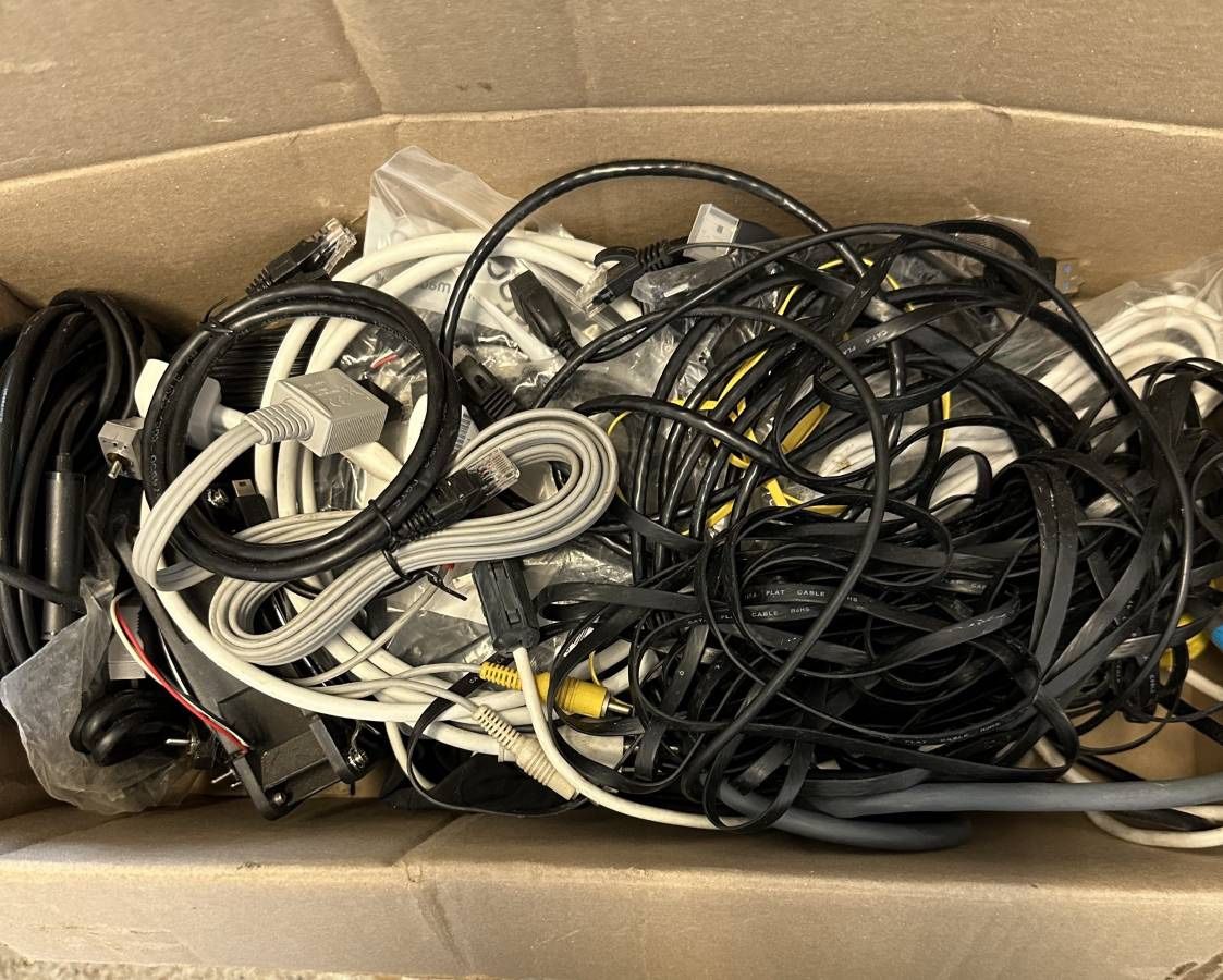 Misc. Connectors - USB A, Video Cables, HDMI