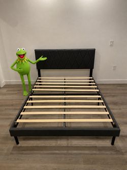 Modern Queen Bed Frame w/ Padded Headboard