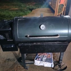 Pit Boss Pellet Smoker