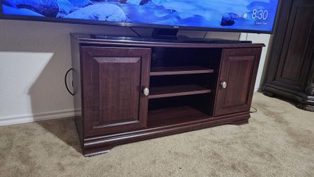 TV stand