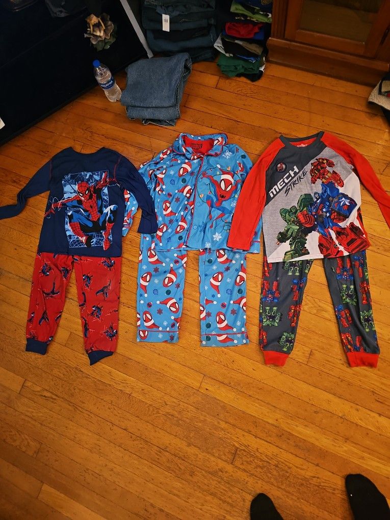 Lot Of 3 Boys Marvel Outfits Long Sleeve Size 8 