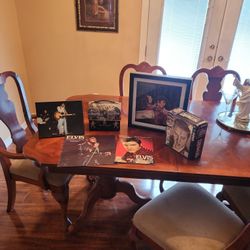 Elvis Memoriblia