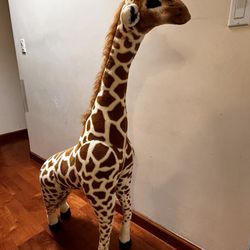 Giraffe Stuffed Animal 