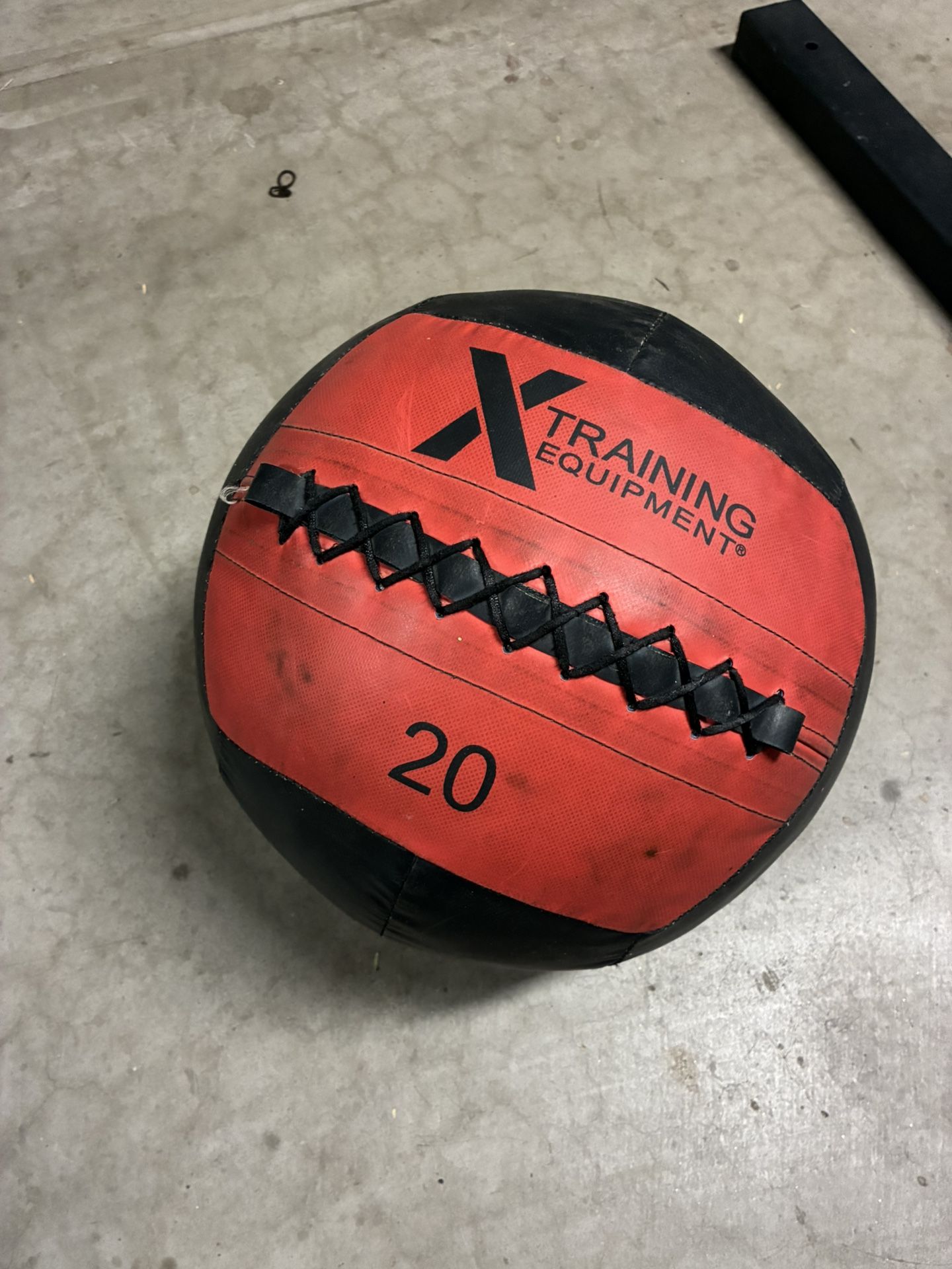 Slam Ball 30lb & Wall Ball 20lb