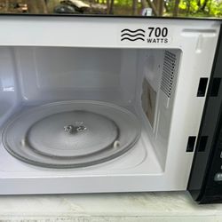 Small Microwave 
