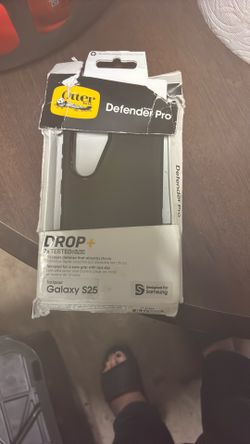 Samsung Galaxy S25 Otter box New