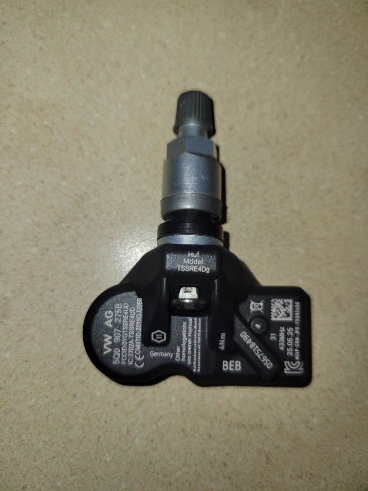 Audi/Volkswagon/Porsche Genuine Oem Tpms Tire Pressure Monitoring Sensor