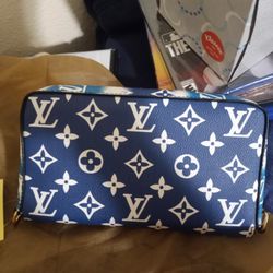 Small Crossbody