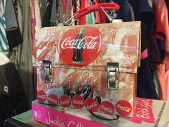 Coca Cola tin