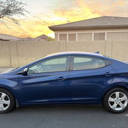 2014 Hyundai Elantra Se. Original Owner 121k Miles. $2900