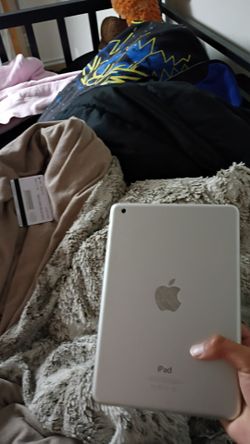 iPad for sale price 600